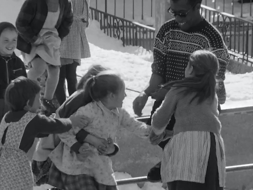 Pierre Koralnik, "Un étranger dans le village", 1962. Mit James Baldwin, Video, 28 min. Mit Genehmigung des Filmemachers © RTS Radio Télévision Suisse